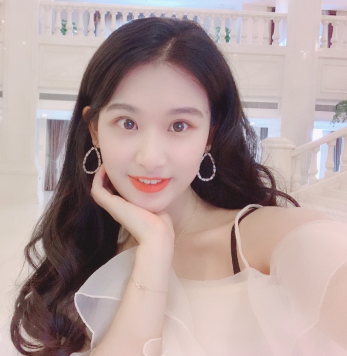 薇信zsqyaer的第一张照片--江苏红颜知己交友网