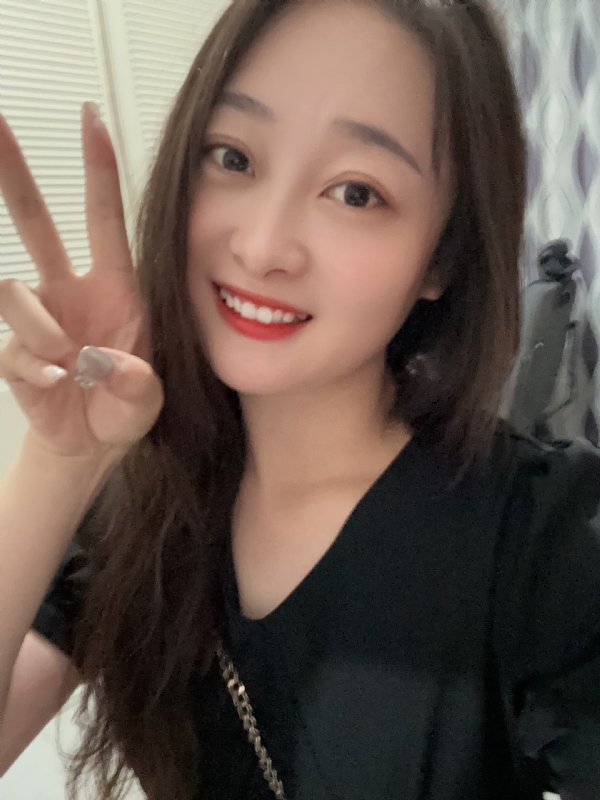 草莓的第一张照片--江苏红颜知己交友网