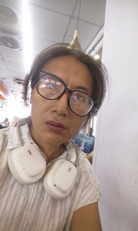冬天的蔷薇的第三张照片--江苏红颜知己交友网